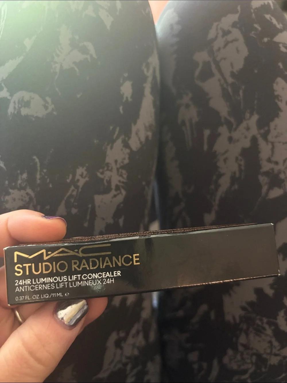 MAC Studio Radiance Luminous Concealer - Warm Beige